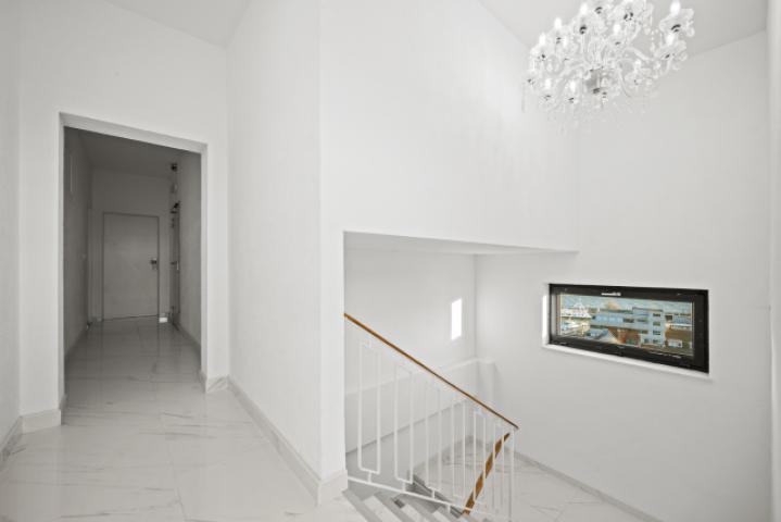 Treppenaufgang zwischen 11. und 12. Obergeschoss