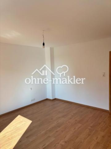 Schlafzimmer (2)