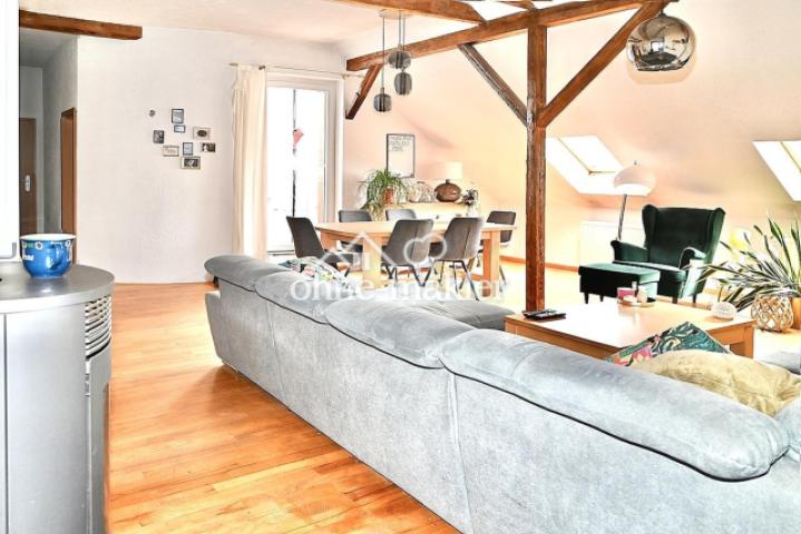 DG Wohnzimmer Zugang Balkon