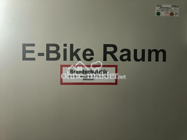 Gesonderter Raum für E-Bikes