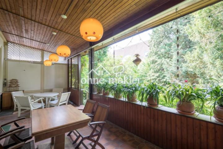Veranda mit Blick ins Grüne