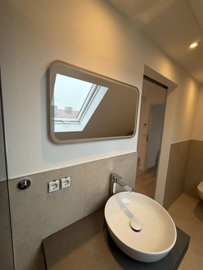 eleganter Waschtisch