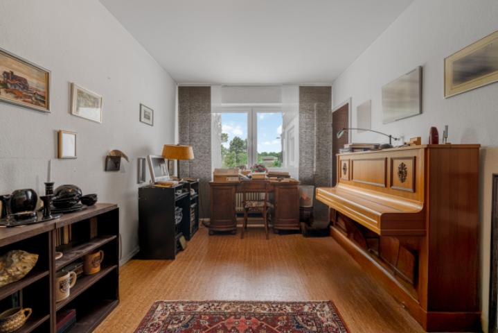 Arbeitszimmer