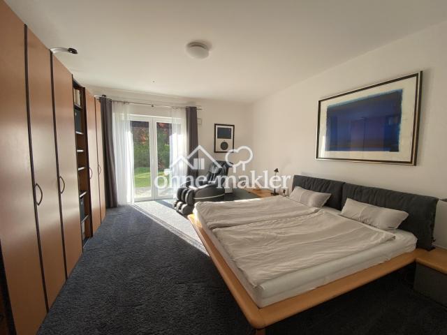 Schlafzimmer EG