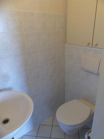 Separate Toilette