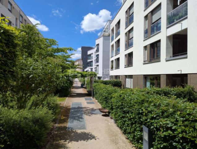 Außenanlage