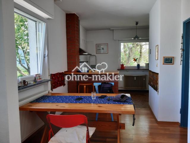 Esszimmer und offene Küche