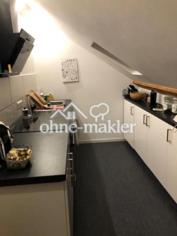 Küche mit Spülmaschine