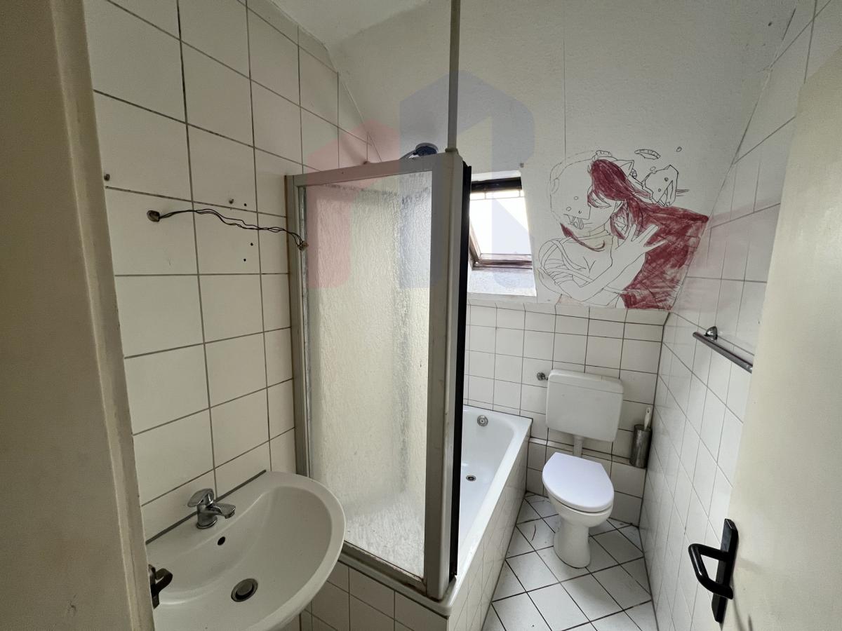 20241203_094312443_iOS