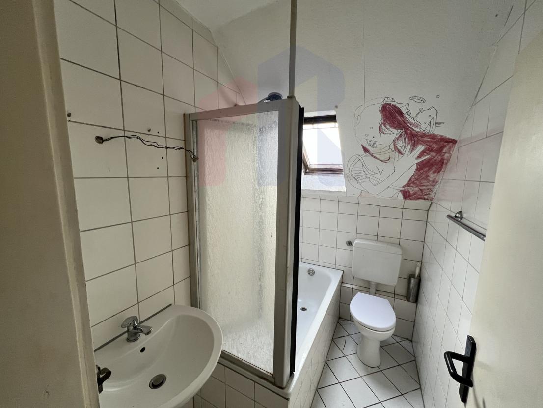 20241203_094312443_iOS