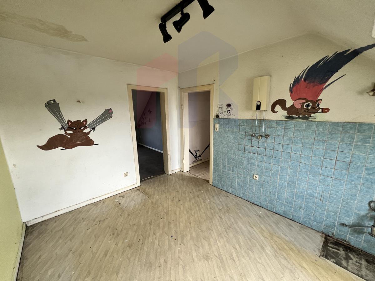 20241203_094323168_iOS