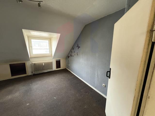 20241203_094328247_iOS