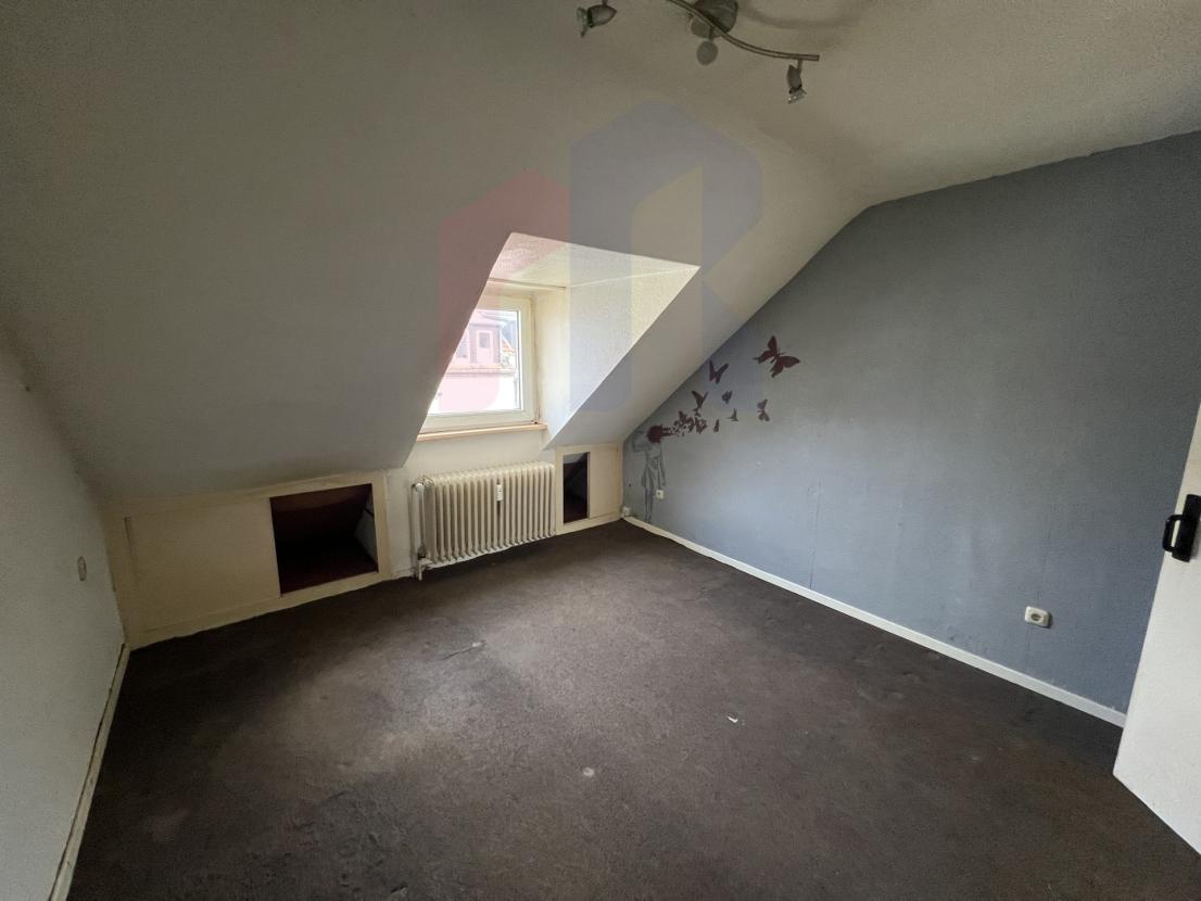 20241203_094341987_iOS