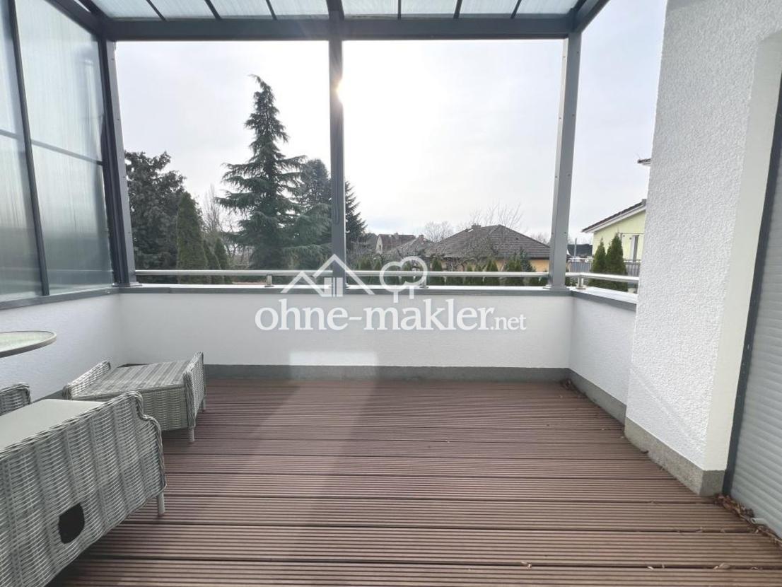 überdachte Dachterrasse 