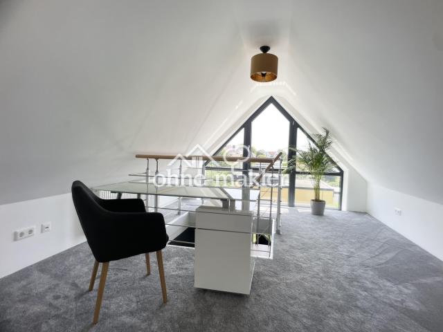 Oben obere Wohnung