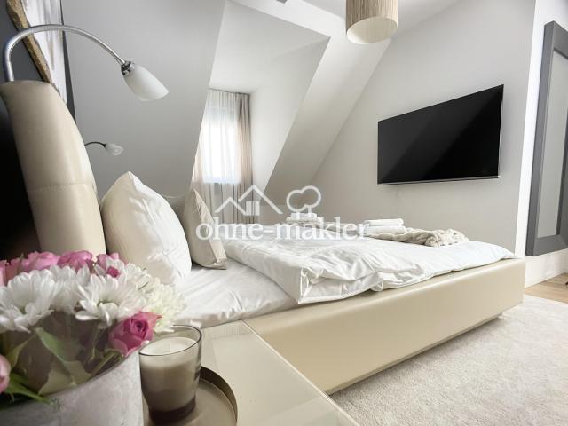 Schlafzimmer obere Wohnung