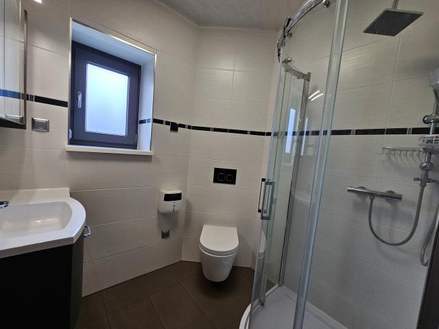 Kinderbadezimmer OG