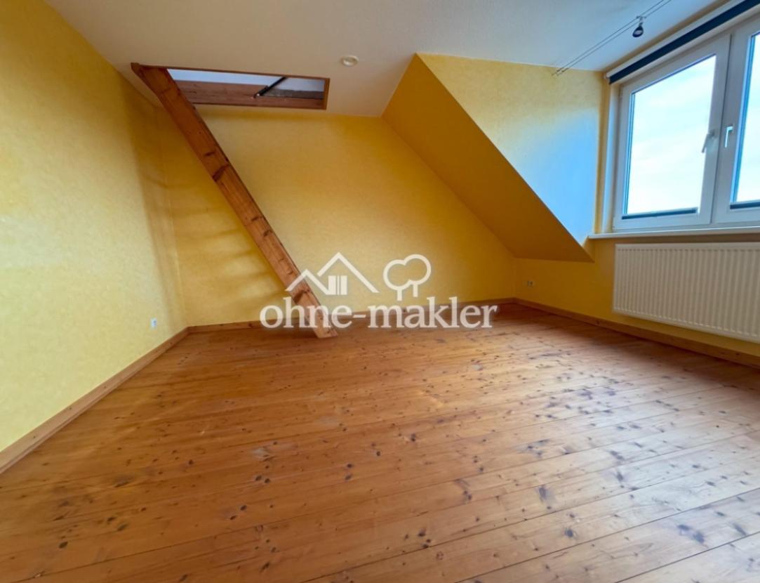 Zimmer 4/z. Spitzbo. Whg 2DG 