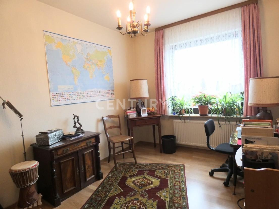 Arbeits oder Kinderzimmer OG