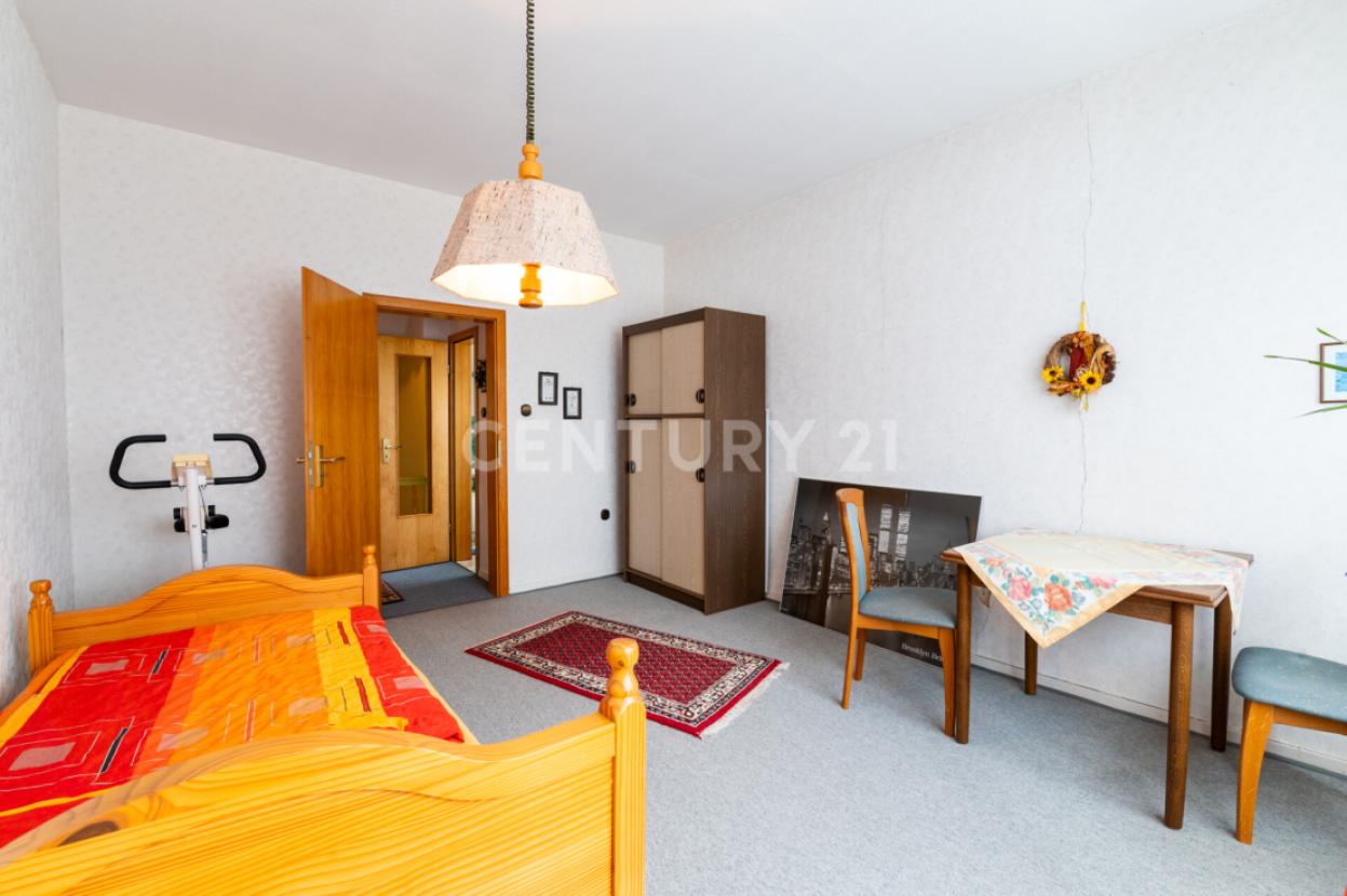 DG Schlafzimmer oder Kinderzimmer