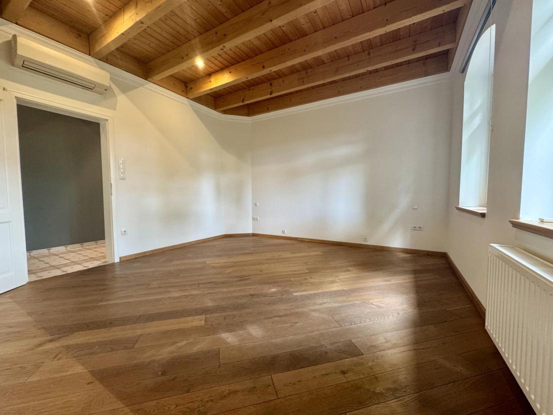 *Schlafzimmer mit Zugang zum Bad en Suite