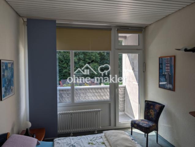 Schlafzimmer mit Balkon
