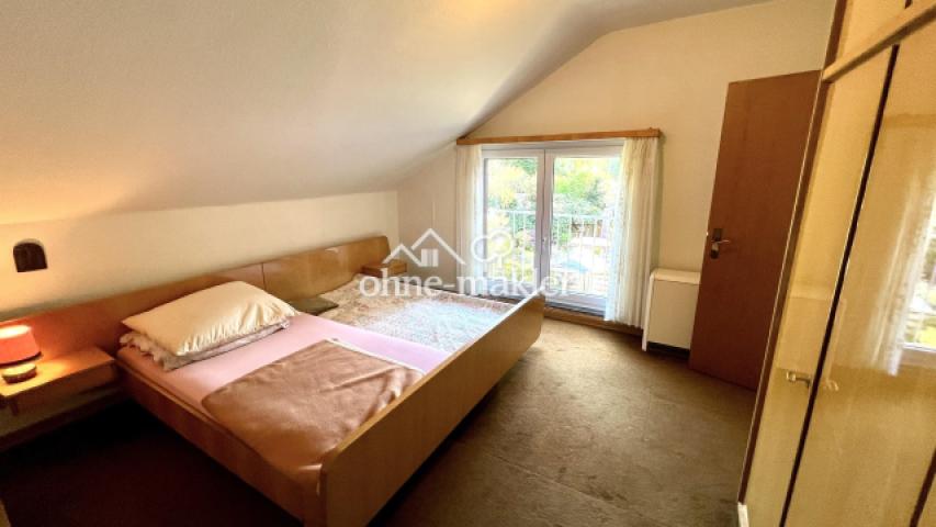 Schlafzimmer OG