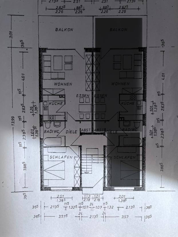 Grundriss (Wohnung links)