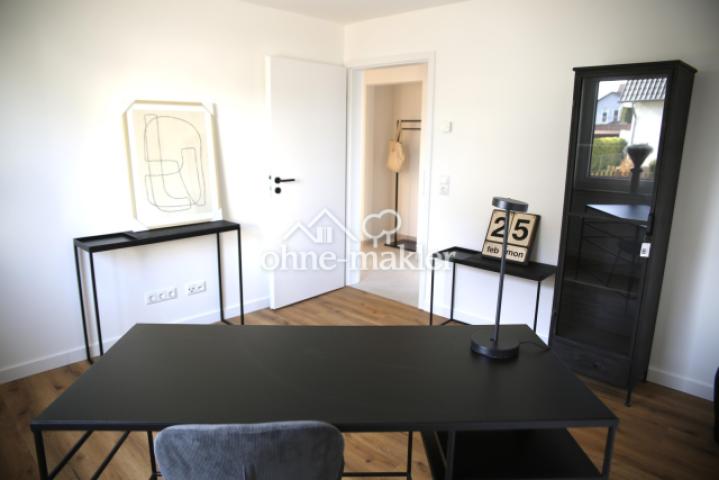 Arbeitszimmer EG