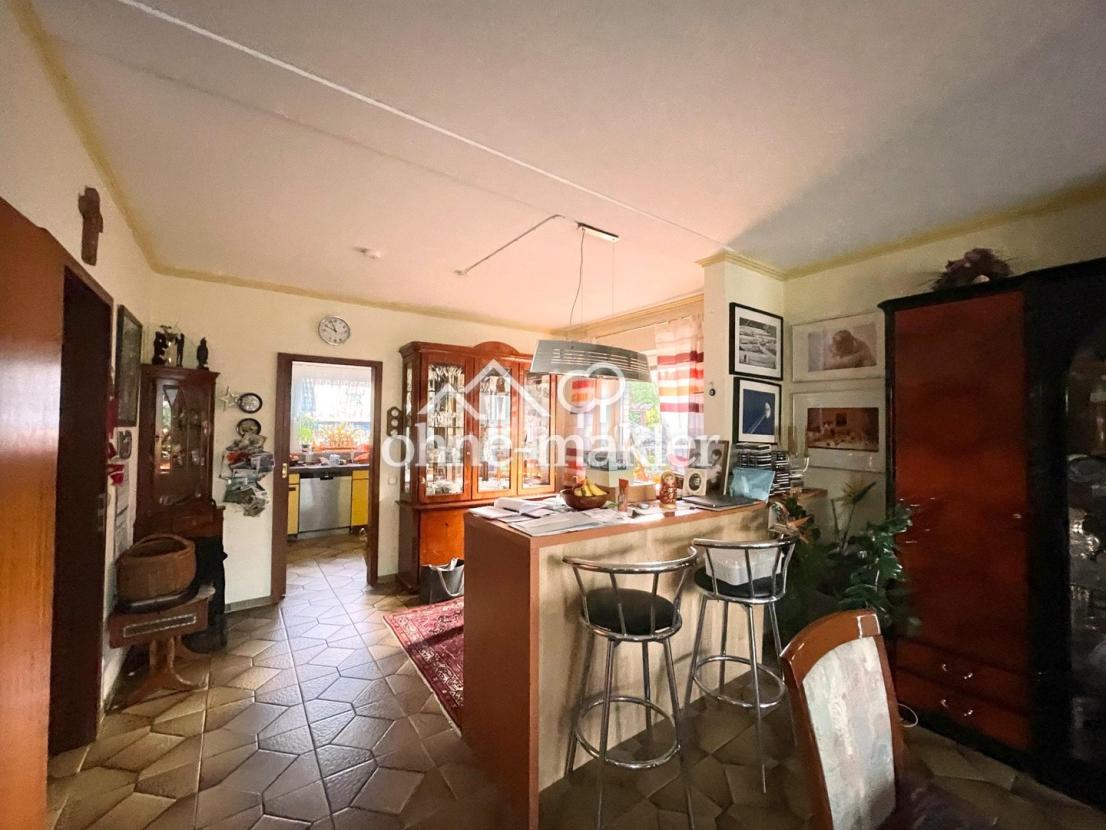 Übergang Küche mit Tresen