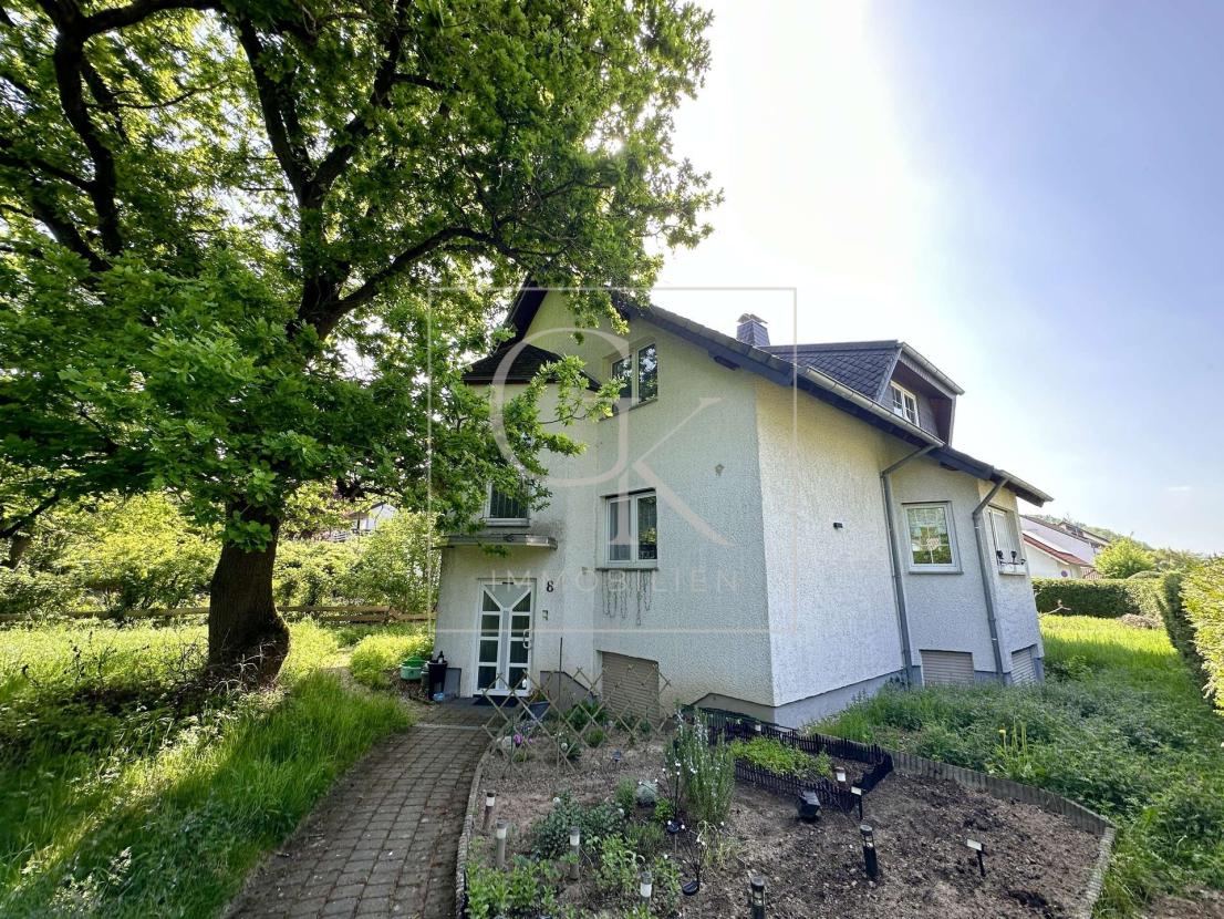 Eingang zur Rückseite 