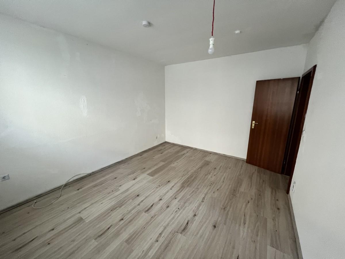 20241203_092459006_iOS