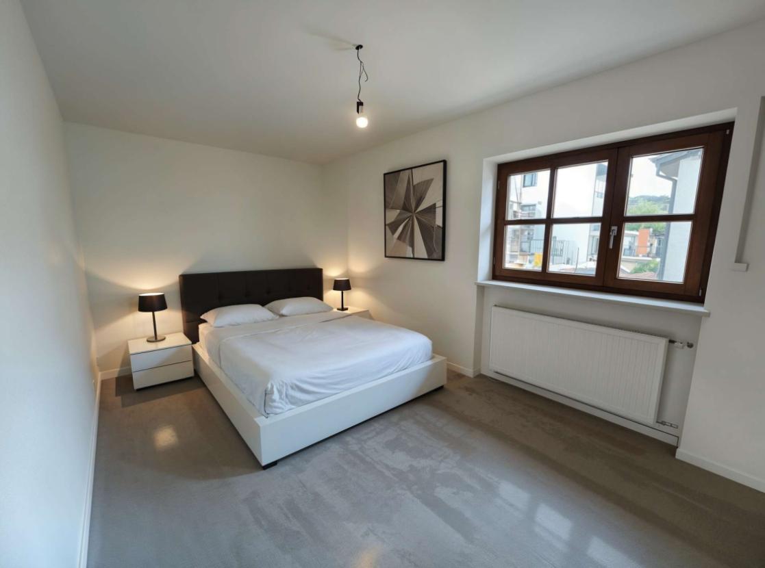 Eltern Schlafen 1 - Modern - (KI generiert)