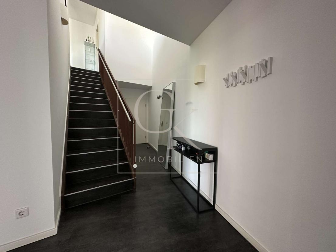 Diele mit Treppenaufgang