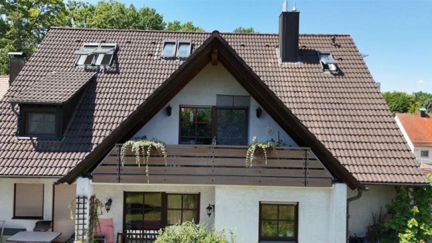 Balkonansicht + Dach 