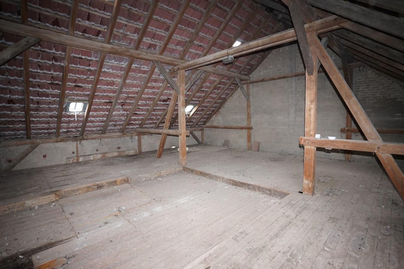 Dachboden Scheune gegenüber dem Bauernhaus