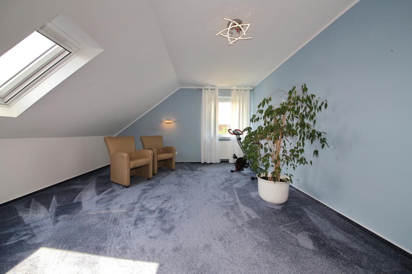 7051- Wohnen DG - 0032