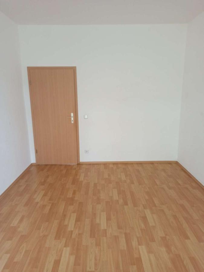 Schlafzimmer - Richtung Tür