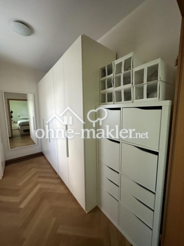 begehbarer Kleiderschrank