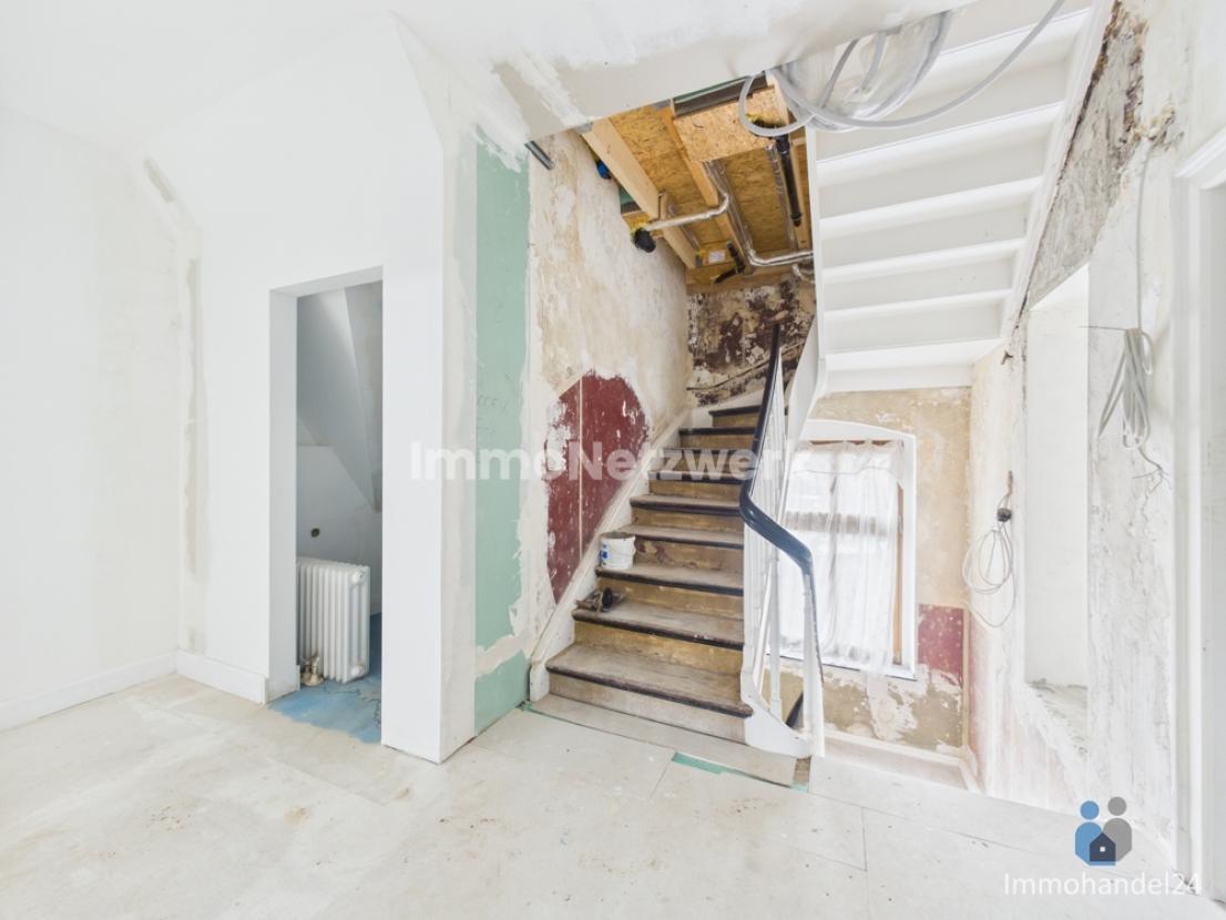 Treppenhaus wird entfernt