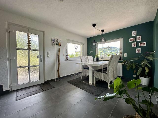 Eingang- uns Essbereich 