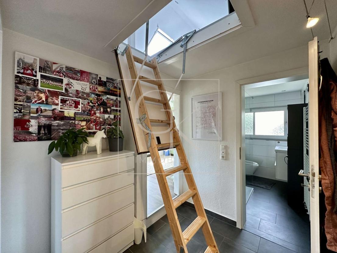 Aufgang zum wohnlichen Speicher 