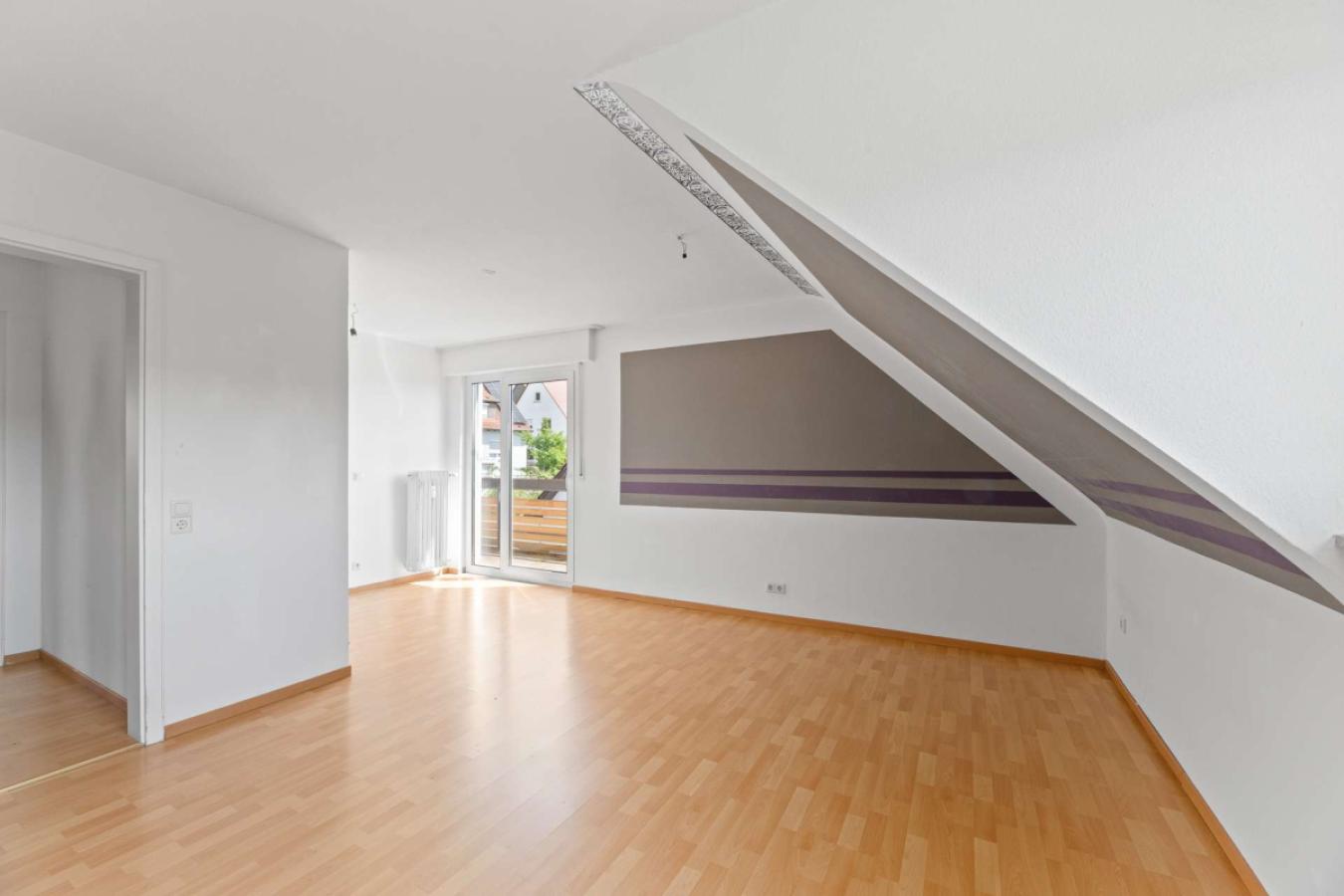 OG - Schlafzimmer mit Ausgang Balkon