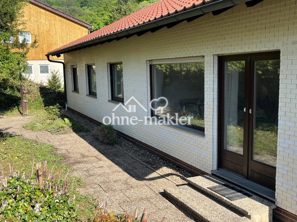 Südseite mit Terrasse