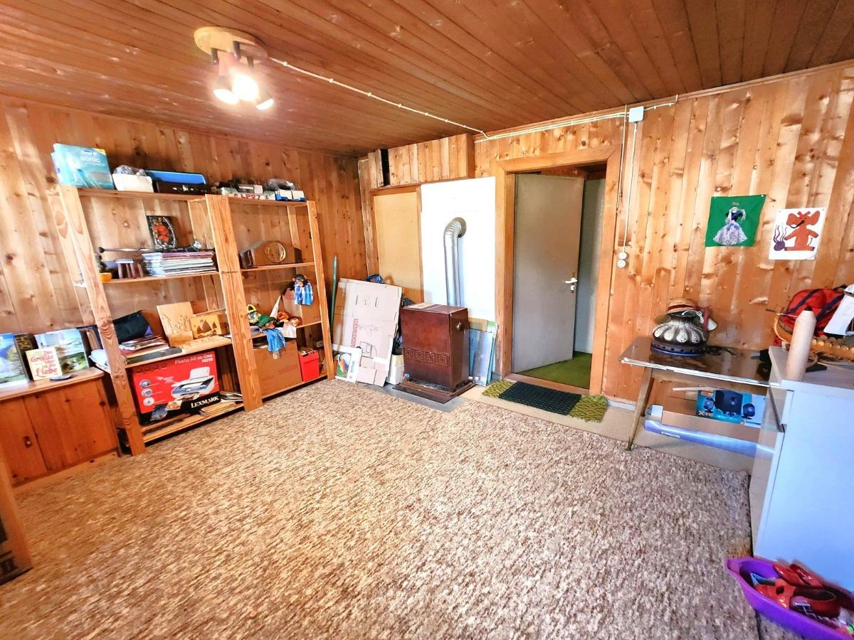 Dachgeschoss Zi li Bild 2