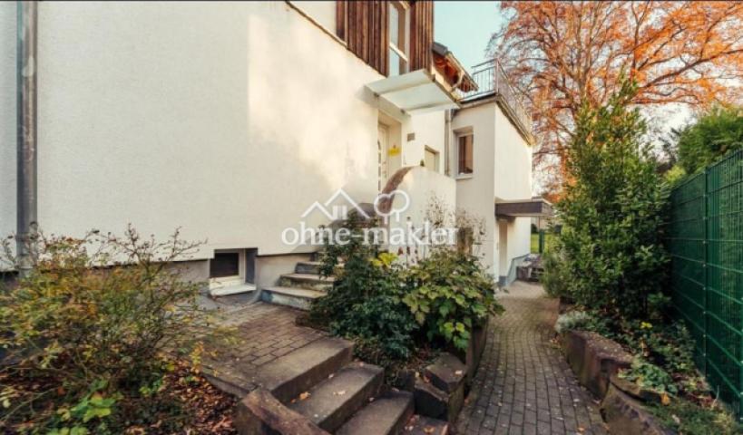 Eingangsbereich vorn u. hinten