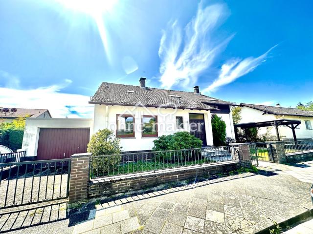 Außenansicht (Garage,Carport)