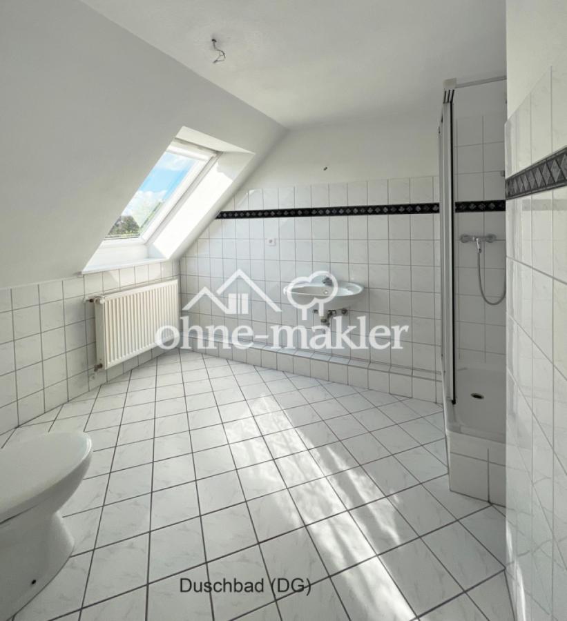 Duschbad im Dachgeschoss