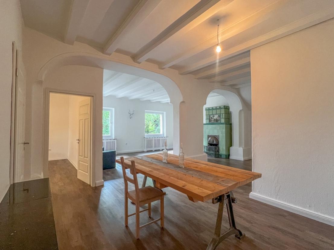 Wohn-  und  Esszimmer Wohnung 2