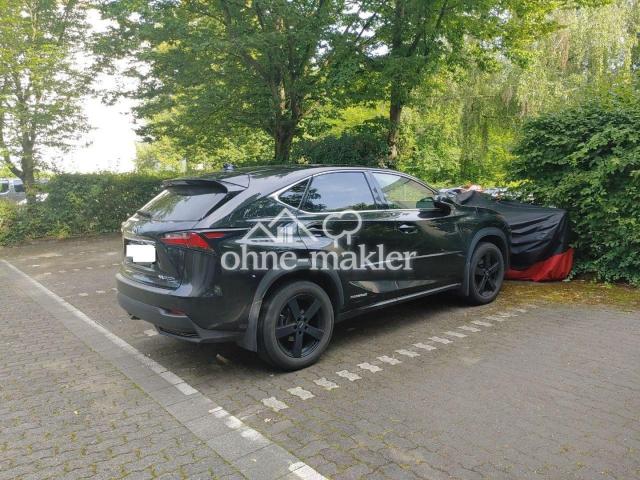 Stellplatz für PKW und Zweirad